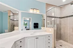 5877 3 Iron Dr, Naples, FL 34110 - Photo 16