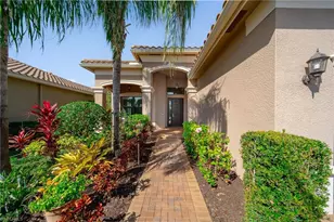 2866 Cinnamon Bay Cir, Naples, FL 34119 - Photo 4