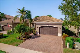 2866 Cinnamon Bay Cir, Naples, FL 34119 - Photo 2