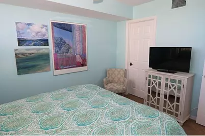 5550 Heron Point Dr #504, Naples, FL 34108 - Photo 10