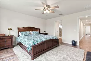 7186 Wilton Dr, Naples, FL 34109 - Photo 14