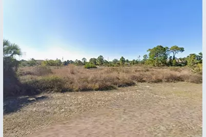 914 Norfolk Ave S, Lehigh Acres, FL 33974 - Photo 6