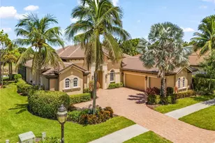 9006 Shenendoah Cir, Naples, FL 34113 - Photo 2