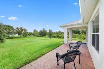 544 Woodview Dr, Lehigh Acres, FL 33972 - Photo 30