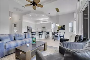 7832 Valencia Ct, Naples, FL 34113 - Photo 4