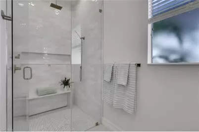 7832 Valencia Ct, Naples, FL 34113 - Photo 18