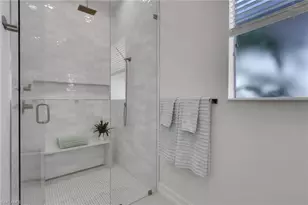 7832 Valencia Ct, Naples, FL 34113 - Photo 18