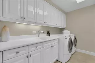 9811 Gulf Shore Dr, Naples, FL 34108 - Photo 38