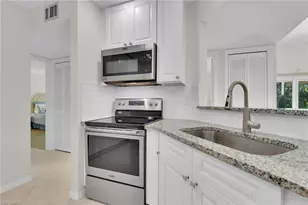 1542 Trafalgar Ln, Naples, FL 34116 - Photo 8