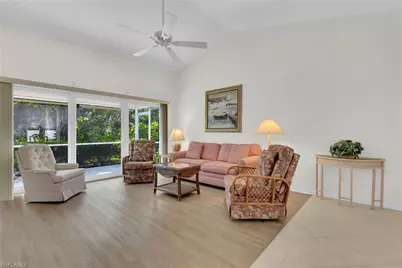 1542 Trafalgar Ln #A, Naples, FL 34116 - Photo 4