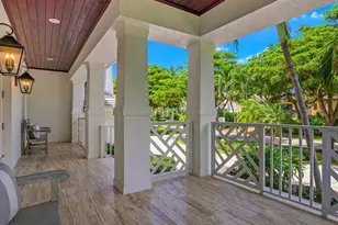 580 15th Ave S, Naples, FL 34102 - Photo 2