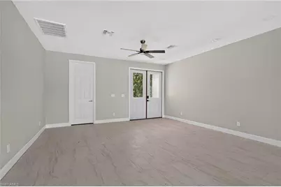 3027 2nd St, Fort Myers, FL 33916 - Photo 16