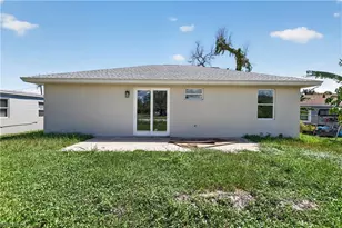 3027 2nd St, Fort Myers, FL 33916 - Photo 6