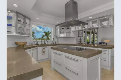 8473 Bay Colony Dr #304, Naples, FL 34108 - Photo 16