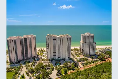 8473 Bay Colony Dr #304, Naples, FL 34108 - Photo 2