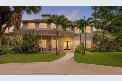 670 13th St NW, Naples, FL 34120 - Photo 2