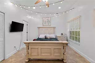 670 13th St NW, Naples, FL 34120 - Photo 20