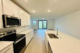27880 Radiant Ct, Bonita Springs, FL 34135 - Photo 6