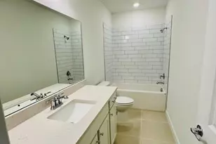 27880 Radiant Ct, Bonita Springs, FL 34135 - Photo 14