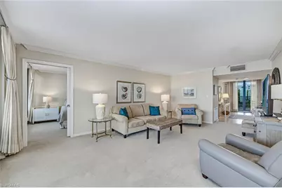 2348 Gulf Shore Blvd N #506, Naples, FL 34103 - Photo 14