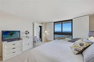2348 Gulf Shore Blvd N, Naples, FL 34103 - Photo 4