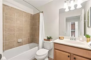 9832 Venezia Cir, Naples, FL 34113 - Photo 14