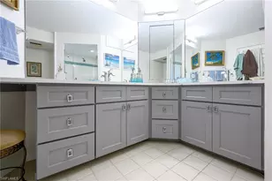 661 Windsurf Ln, Naples, FL 34108 - Photo 20