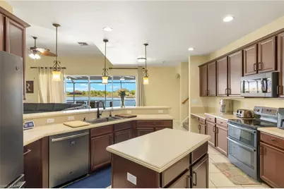 2115 Grove Dr, Naples, FL 34120 - Photo 10