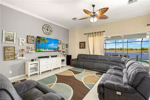 2115 Grove Dr, Naples, FL 34120 - Photo 4