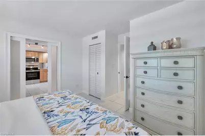 12945 Vanderbilt Dr #304, Naples, FL 34110 - Photo 30