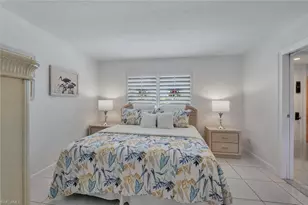 12945 Vanderbilt Dr, Naples, FL 34110 - Photo 28