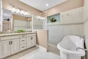 14024 Mirror Dr, Naples, FL 34114 - Photo 16