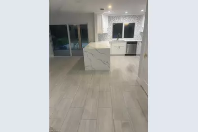 27157 Edenbridge Ct, Bonita Springs, FL 34135 - Photo 2