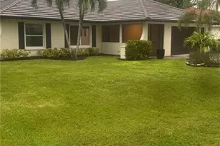 27157 Edenbridge Ct, Bonita Springs, FL 34135 - Photo 4