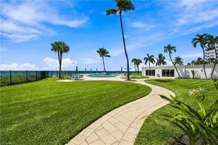 1717 Gulf Shore Blvd N, Naples, FL 34102 - Photo 40