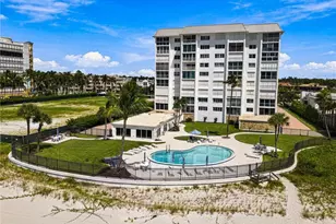 1717 Gulf Shore Blvd N, Naples, FL 34102 - Photo 6