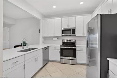 2821 Citrus St, Naples, FL 34120 - Photo 4