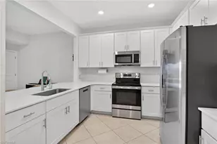 2821 Citrus St, Naples, FL 34120 - Photo 4