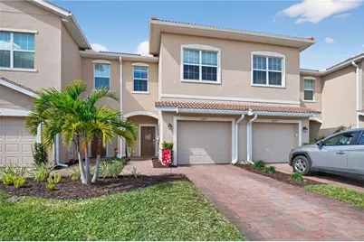 2821 Citrus St, Naples, FL 34120 - Photo 2