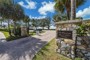 635 Wedge Dr, Naples, FL 34103 - Photo 14