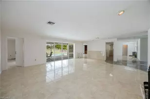 635 Wedge Dr, Naples, FL 34103 - Photo 6