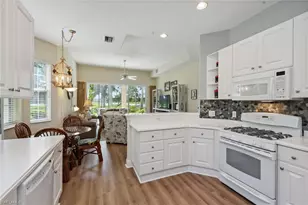 3053 Aviamar Cir, Naples, FL 34114 - Photo 6