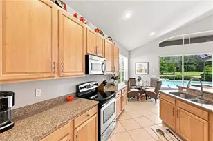 11740 Carradale Ct, Naples, FL 34120 - Photo 10