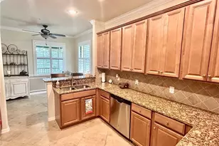9511 Napoli Ln, Naples, FL 34113 - Photo 6