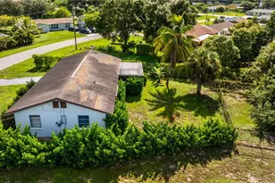7416 Pine Dr, Fort Myers, FL 33967 - Photo 42