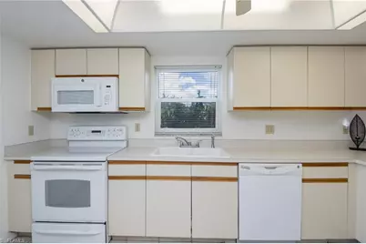 [Address not provided], Bonita Springs, FL 34135 - Photo 10