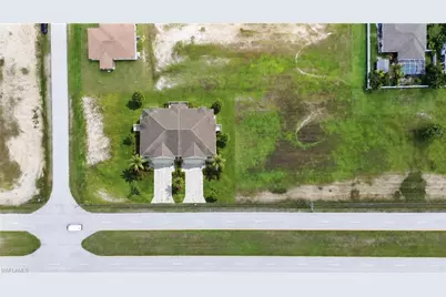 1737 Santa Barbara Blvd N, Cape Coral, FL 33993 - Photo 4