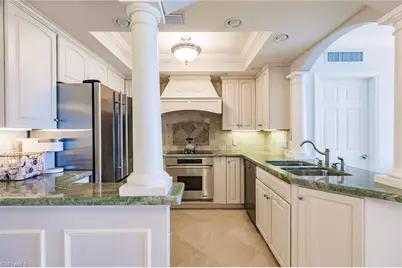 2885 Gulf Shore Blvd N #302, Naples, FL 34103 - Photo 12