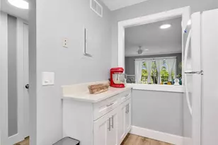 150 Turtle Lake Ct, Naples, FL 34105 - Photo 12