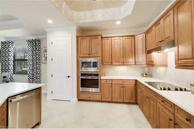 28522 Westmeath Ct, Bonita Springs, FL 34135 - Photo 10
